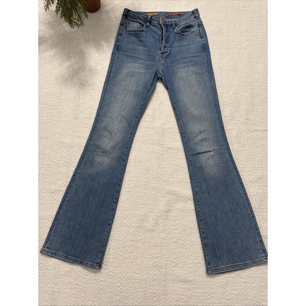 Women’s Light Blue Flare Jeans